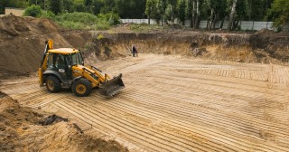 Разработка котлована Слободской, цена от 309 руб./м3.